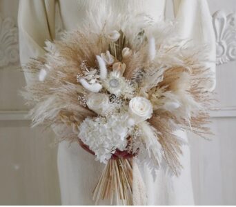 Buchet mireasa Flori criogenate si Pampas