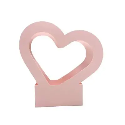 Cutie din hartie cu manere inima roz deschis